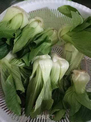 烫小白菜的做法步骤：1