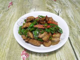 辣椒炒五花肉的做法步骤：7