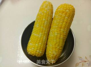 煮甜玉米的做法步骤：2