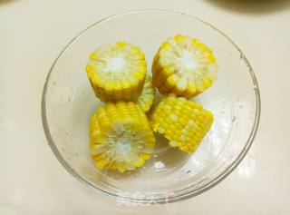 煮甜玉米的做法步骤：3