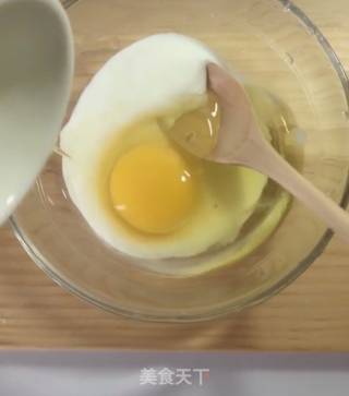 酸奶松饼的做法步骤：2