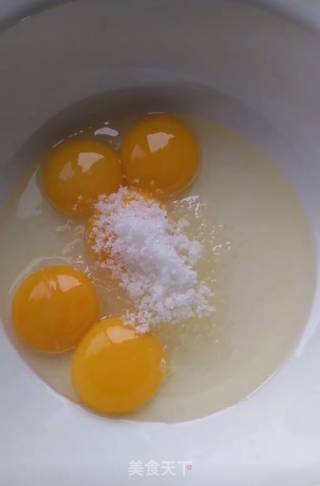 玉米面蒸蛋糕的做法步骤：3