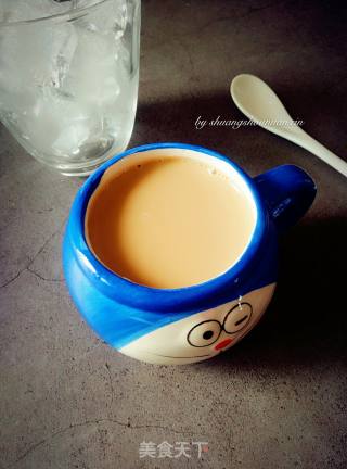焦糖奶茶的做法步骤：6