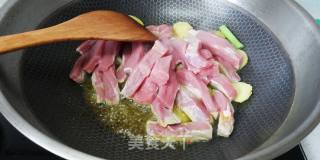 酱香牛肉条的做法步骤：4