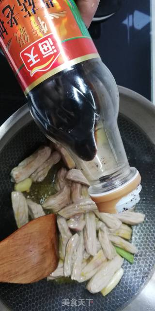 酱香牛肉条的做法步骤：5