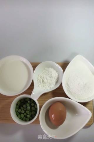 宝宝版肠粉的做法步骤：1