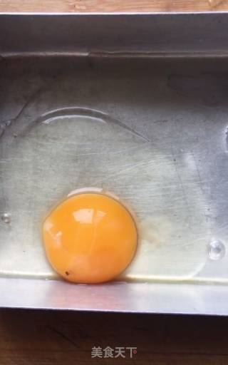 饭盒卧鸡蛋的做法步骤：1