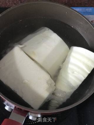 竹笋焖鸭肉的做法步骤：3