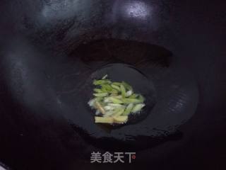 芦笋炒腊肠的做法步骤：5