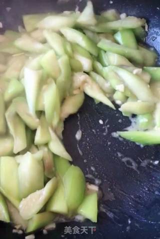 丝瓜炒鸡蛋的做法步骤：10