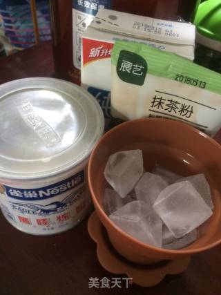 抹茶牛奶的做法步骤：1