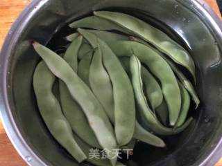 铁锅焖面的做法步骤：1