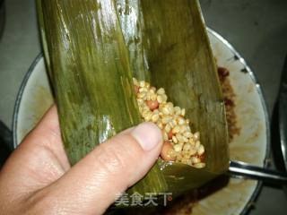 红豆梅花肉粽的做法步骤：9