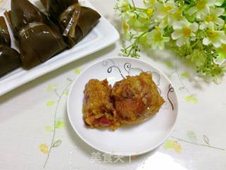 红豆梅花肉粽的做法步骤：13