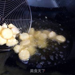 香菇虾仁豆腐煲的做法步骤：8