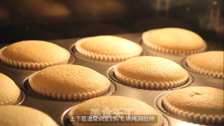 少女风杯子蛋糕的做法步骤：7
