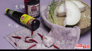辣炒冬瓜的做法步骤：1