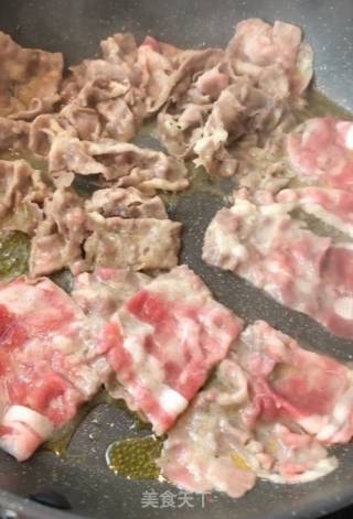 肥牛盖饭的做法步骤：2