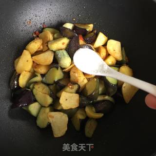 茄子烧土豆的做法步骤：10