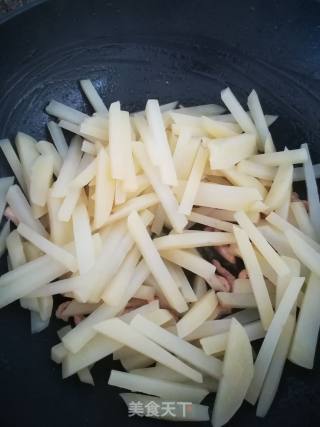 肉丝炒土豆的做法步骤：6