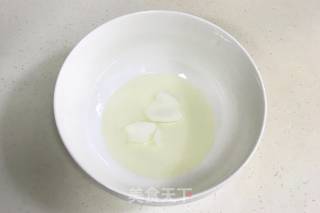 椰蓉黑加仑酥饼的做法步骤：2