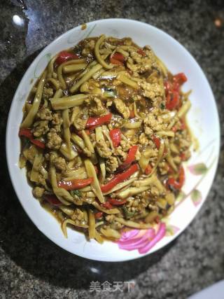 杏鲍菇炒肉末的做法步骤：15