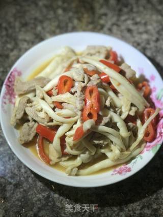 海鲜菇炒肉的做法步骤：9