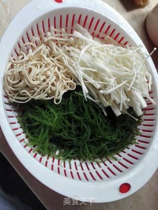 卤鸡爪的做法步骤：2