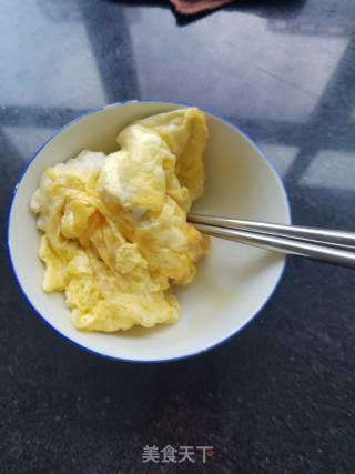 油麦菜炒鸡蛋的做法步骤：4