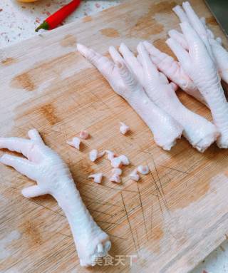 销魂酸辣鸡爪的做法步骤：2