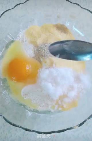 发面玉米饼的做法步骤：3