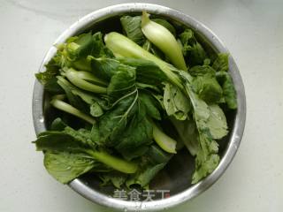 翡翠鸡蛋饼的做法步骤：1
