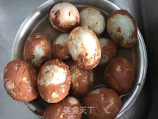蛋黄酥的做法步骤：1
