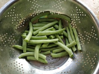 茄子烧豆角的做法步骤：3