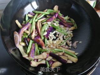 茄子烧豆角的做法步骤：7