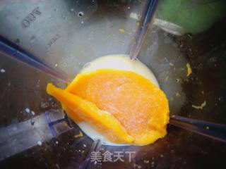 西瓜芒果奶昔的做法步骤：3