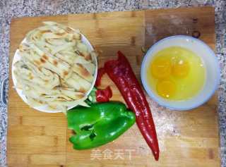 家常素炒饼的做法步骤：1