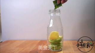 清新夏日-简单美味的高颜值果味酒的做法步骤：2