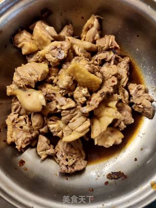 椒盐鸭肉的做法步骤：2