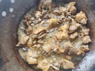 椒盐鸭肉的做法步骤：5
