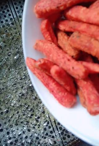 火龙果香酥芝麻条的做法步骤：9