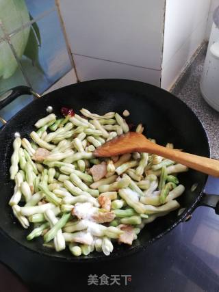 炖豆角的做法步骤：7