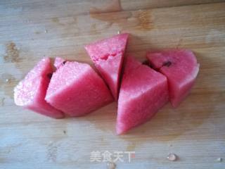 西瓜红凉皮的做法步骤：2