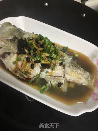 清蒸鲈鱼的做法步骤：7