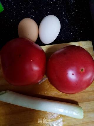 西红柿炒鸡蛋的做法步骤：1