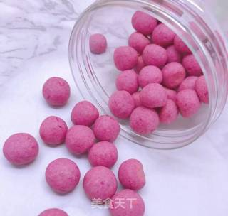 蛋黄紫薯小球球的做法步骤：9