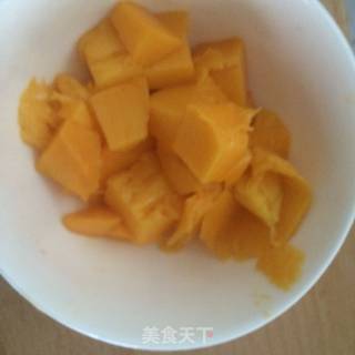 芒果西瓜汁的做法步骤：2
