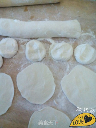 白菜饺子的做法步骤：9