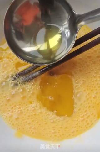 葱香鸡蛋羹的做法步骤：3