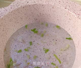 葱香鸡蛋面的做法步骤：3